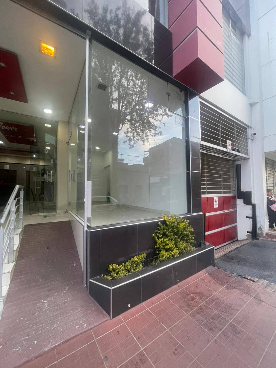 #7 - Punto Comercial para Alquiler en Cochabamba - CBA